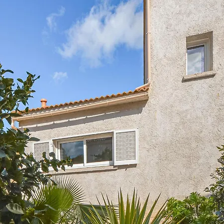 Holiday home 2 Bedroom Lovely In